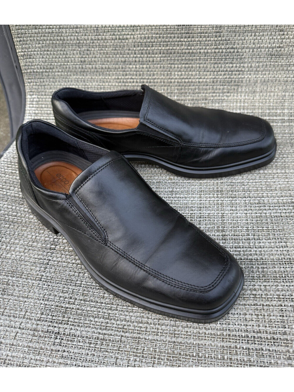ECCO Helsinki 2.0 Men's Apron Toe Slip-On Shoe Black 500154 01001 Sz 43 (9-9.5)